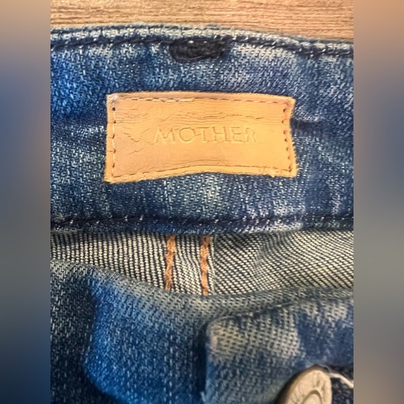 Women's Mother Looker Ankle Fray Jeans in Birds of Paradise Wash - Picture 2 of 6